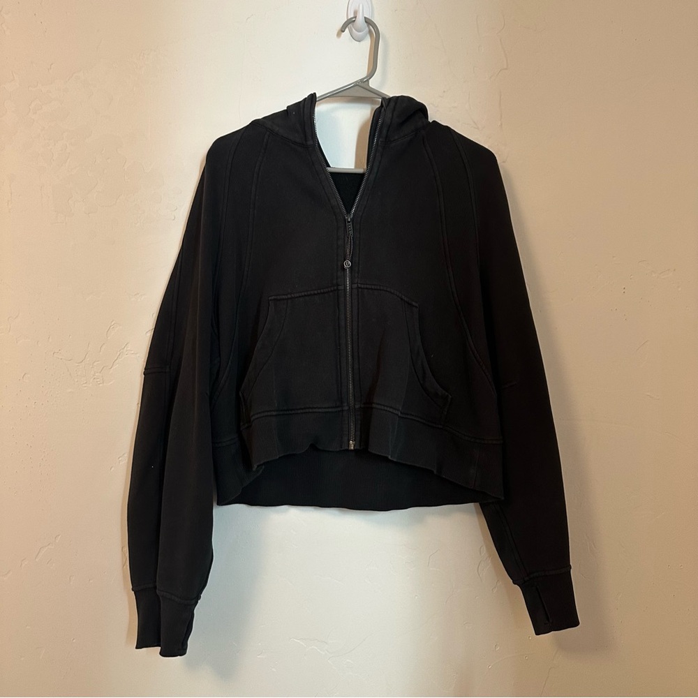 BLACK LULULEMON SCUBA HOODIE M/L